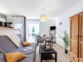 Studio Castel des roches A36 by Interhome